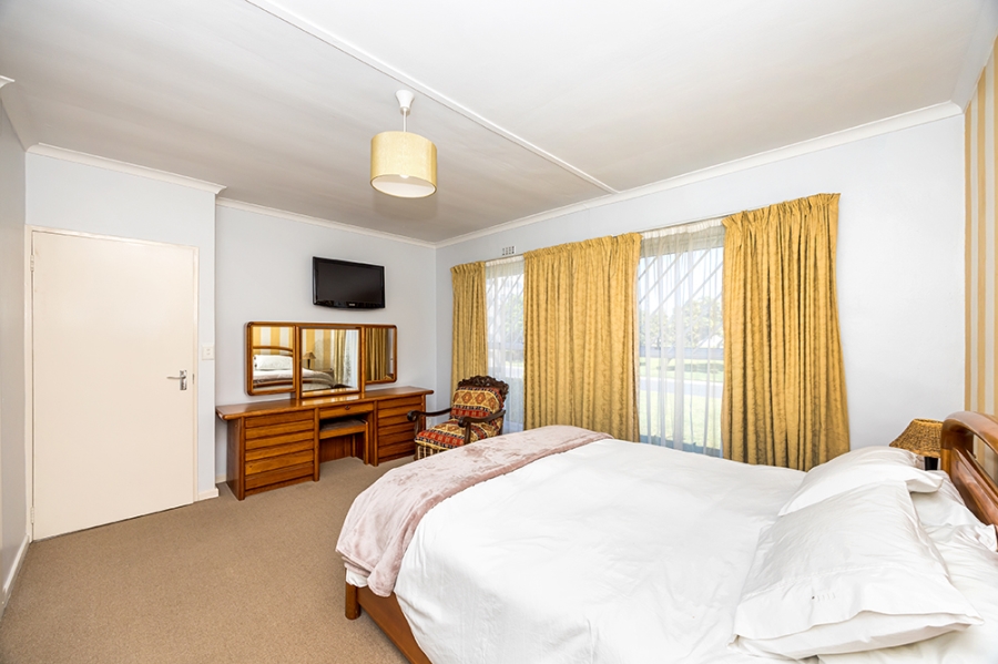 3 Bedroom Property for Sale in Sunningdale Western Cape
